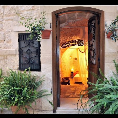 Corte Sagarriga Visconti Giovinazzo Exteriör bild